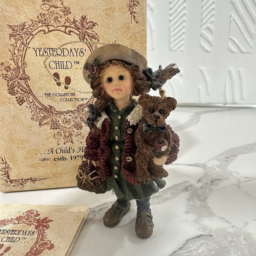 BOYDS BEAR YESTERDAYS CHILD DOLLSTONE CANDICE MATTHEW GATHER APPLES ORN 25851